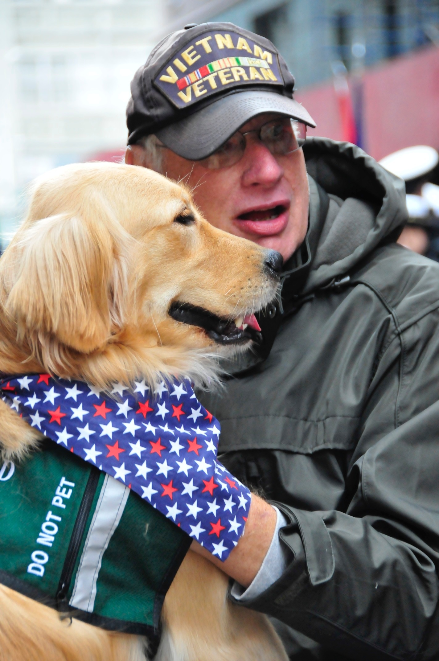 prom heal veterans day parade 2011 35.jpg